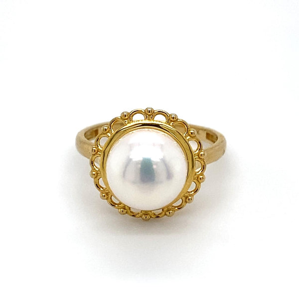  	9ct Yellow Gold Freshwater Pearl Ring
