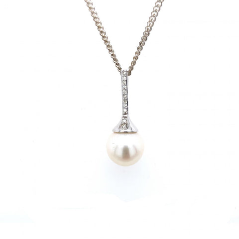 9ct White Gold Freshwater Pearl And Diamond Pendant 