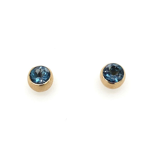  	9ct Yellow Gold London Blue Topaz Stud Earrings