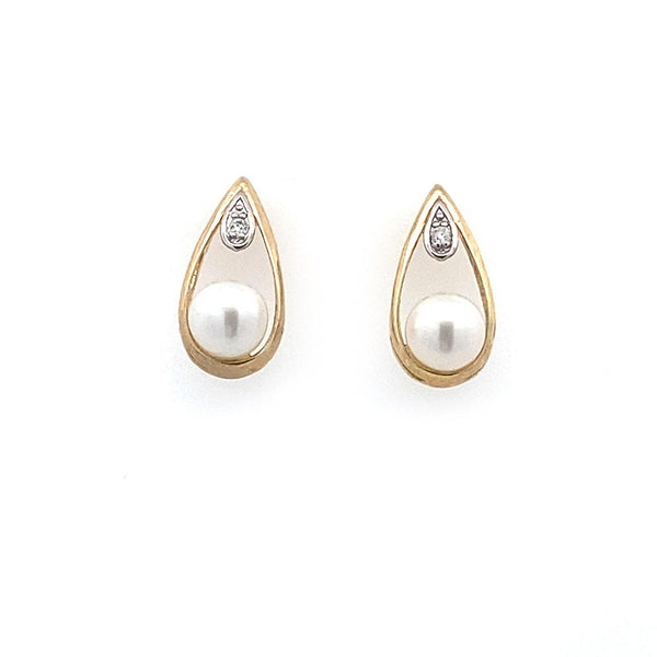  	9ct Yellow Gold Freshwater Pearl And Diamond Stud Earrings