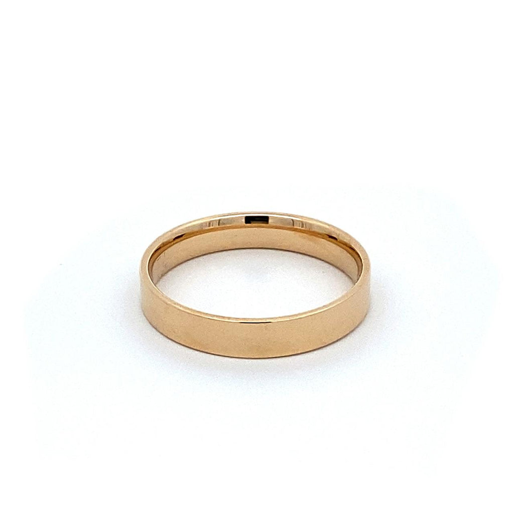  	9ct Yellow Gold Flat Wedder With Lux Finish