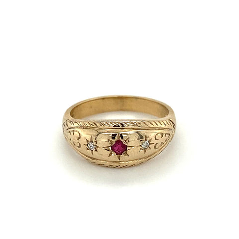 9ct Yellow Gold Star Set Ruby & Diamond Ring 