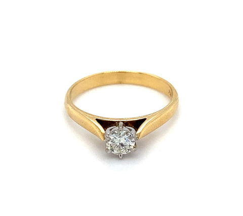 Diamond Solitaire Engagement Ring