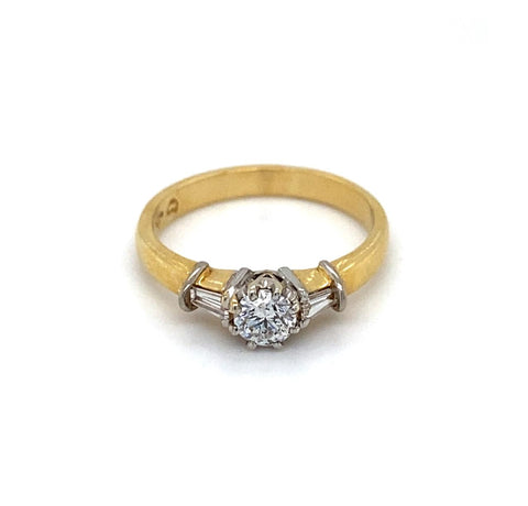 Deco Style Diamond ring