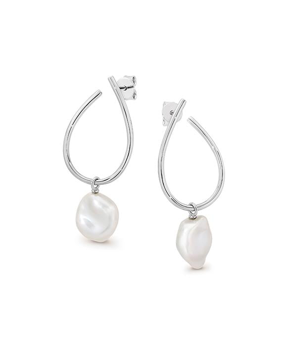 Sterling Silver U-shaped Keshi Earring Sterling Silver U-shaped Keshi Earring